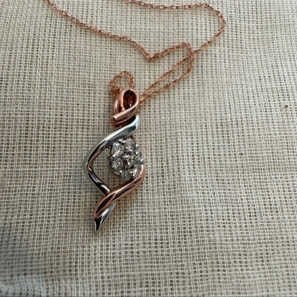 10K Luxury Gold Composite Diamond
Cascading Flame Pendant in 10K Two-Tone
Gold - Picture 11 of 11